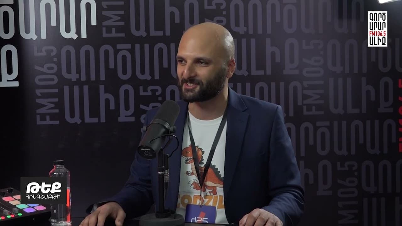 Still frame from an interview with David Khachatryan, recorded at the DigiTec stand.